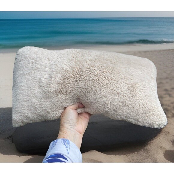Unhide Faux Fur Pillow Lumbar Rectangle Zip Cover Approx 19x10 For Love Not Fur - Picture 1 of 14